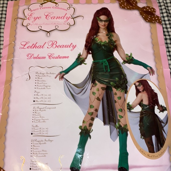 A BEAUTIFUL Poison Ivy costume, great for themed parties, Halloween & etc 💚🥳 - Picture 8 of 10